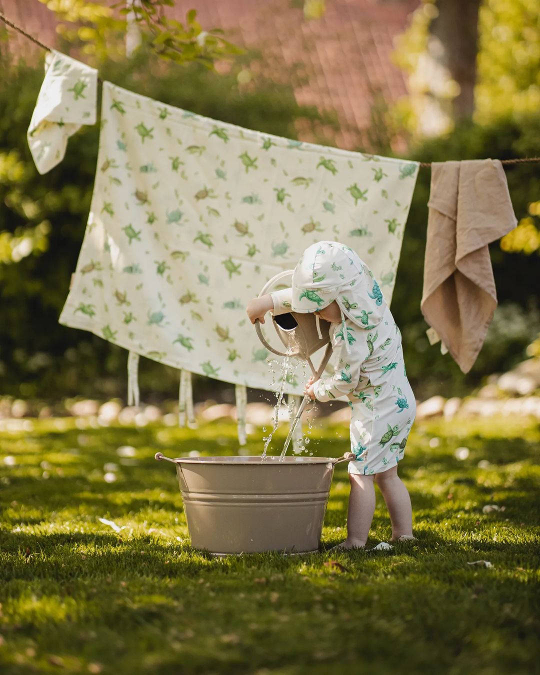 Source: https://www.instagram.com/p/C7s2dnJK4Ad/  /// @emmamorkore