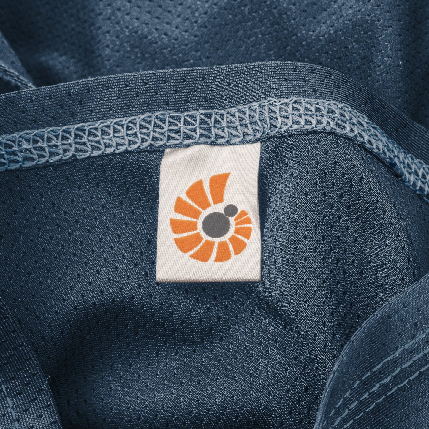 Marama za nošenje bebe Ergobaby Aura Sustainable Mesh - Twilight Navy - Mini Bambini