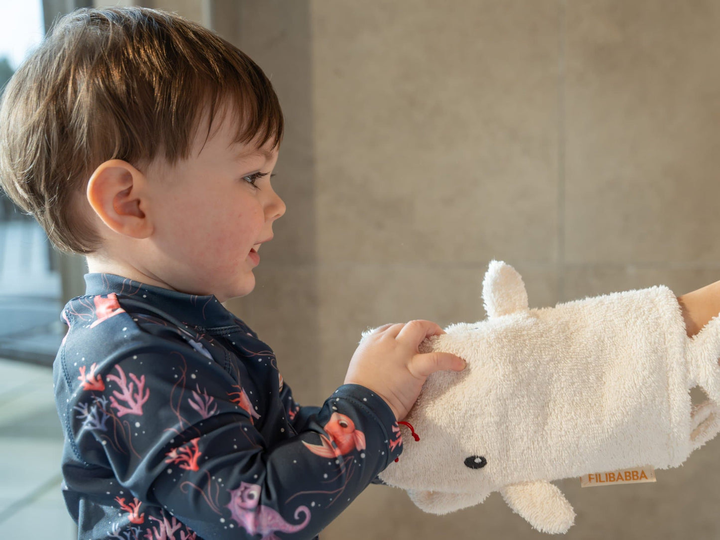 Rukavica za tuširanje - kit - Mini Bambini