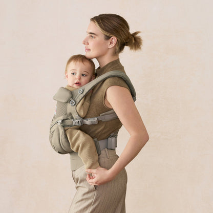 Ergonomska kengur nosiljka Ergobaby Omni Classic Mesh - Soft Olive