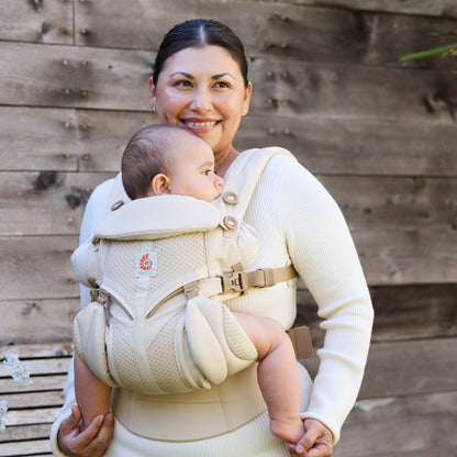 Ergonomska kengur nosiljka Ergobaby Omni Classic Mesh - Natural Beige - Mini Bambini