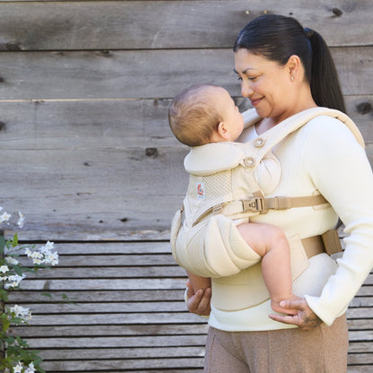 Ergonomska kengur nosiljka Ergobaby Omni Classic Mesh - Natural Beige - Mini Bambini