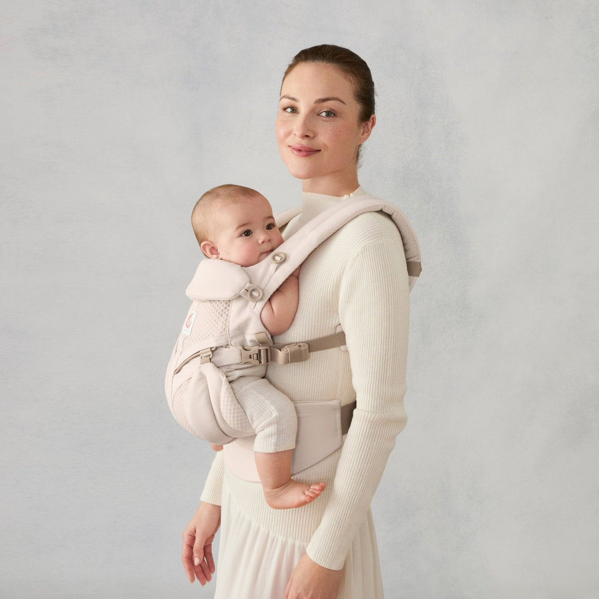 Ergonomska kengur nosiljka Ergobaby Omni Classic Mesh - Natural Beige - Mini Bambini