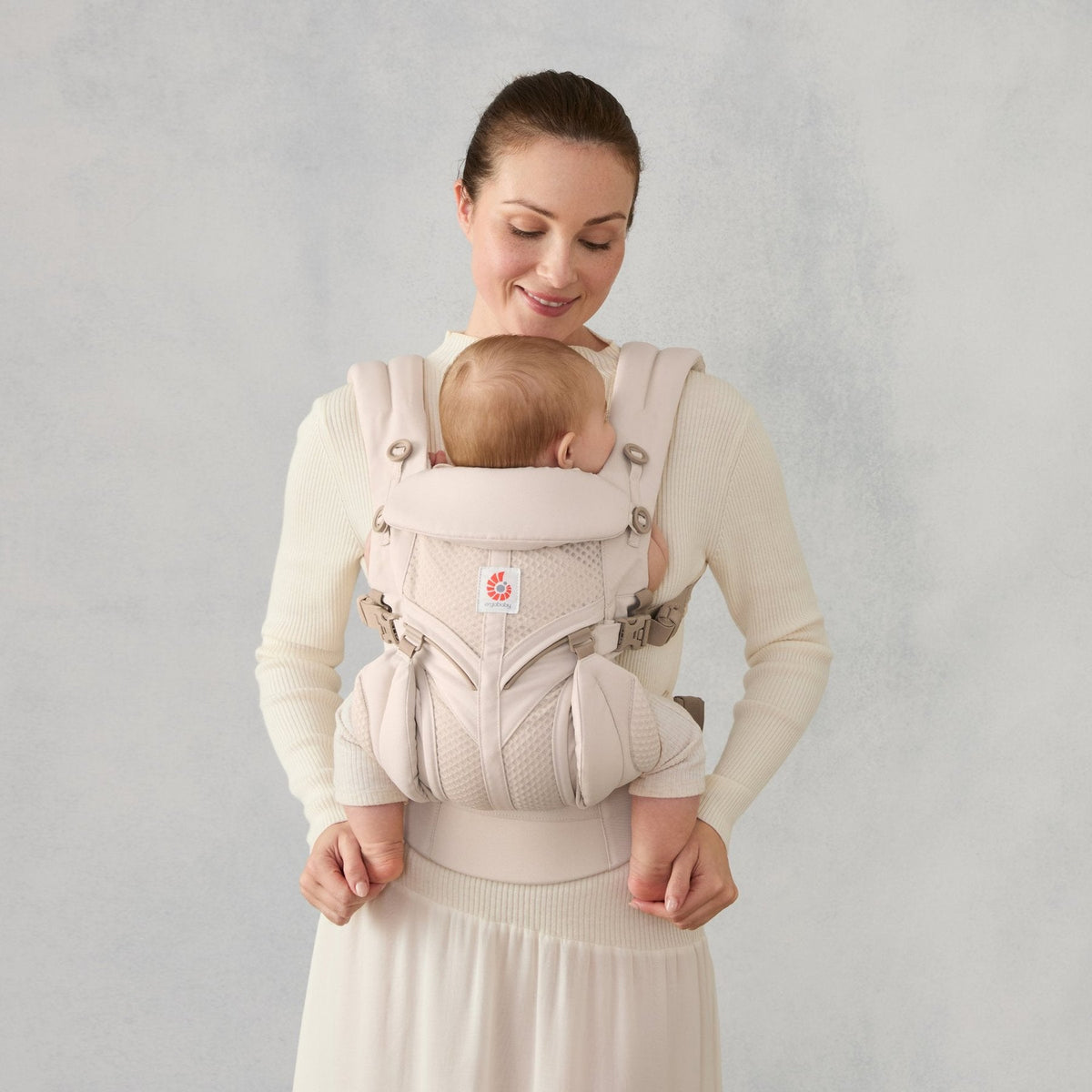 Ergonomska kengur nosiljka Ergobaby Omni Classic Mesh - Natural Beige - Mini Bambini