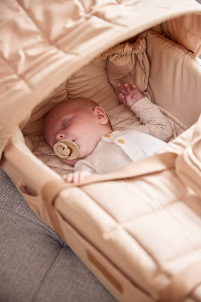 Korpa za bebe Frida Swift Lift 2.0 - roze bež - Mini Bambini