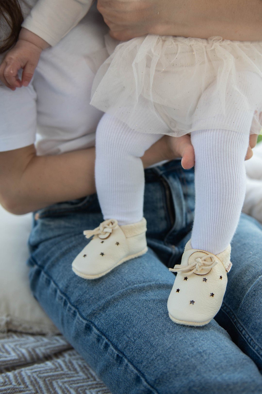 Kožne sandalice Baobaby - Stars white - Mini Bambini