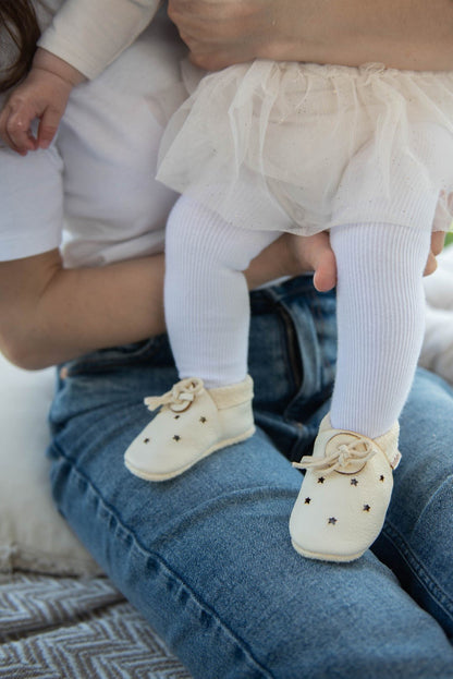 Kožne sandalice Baobaby - Stars white - Mini Bambini