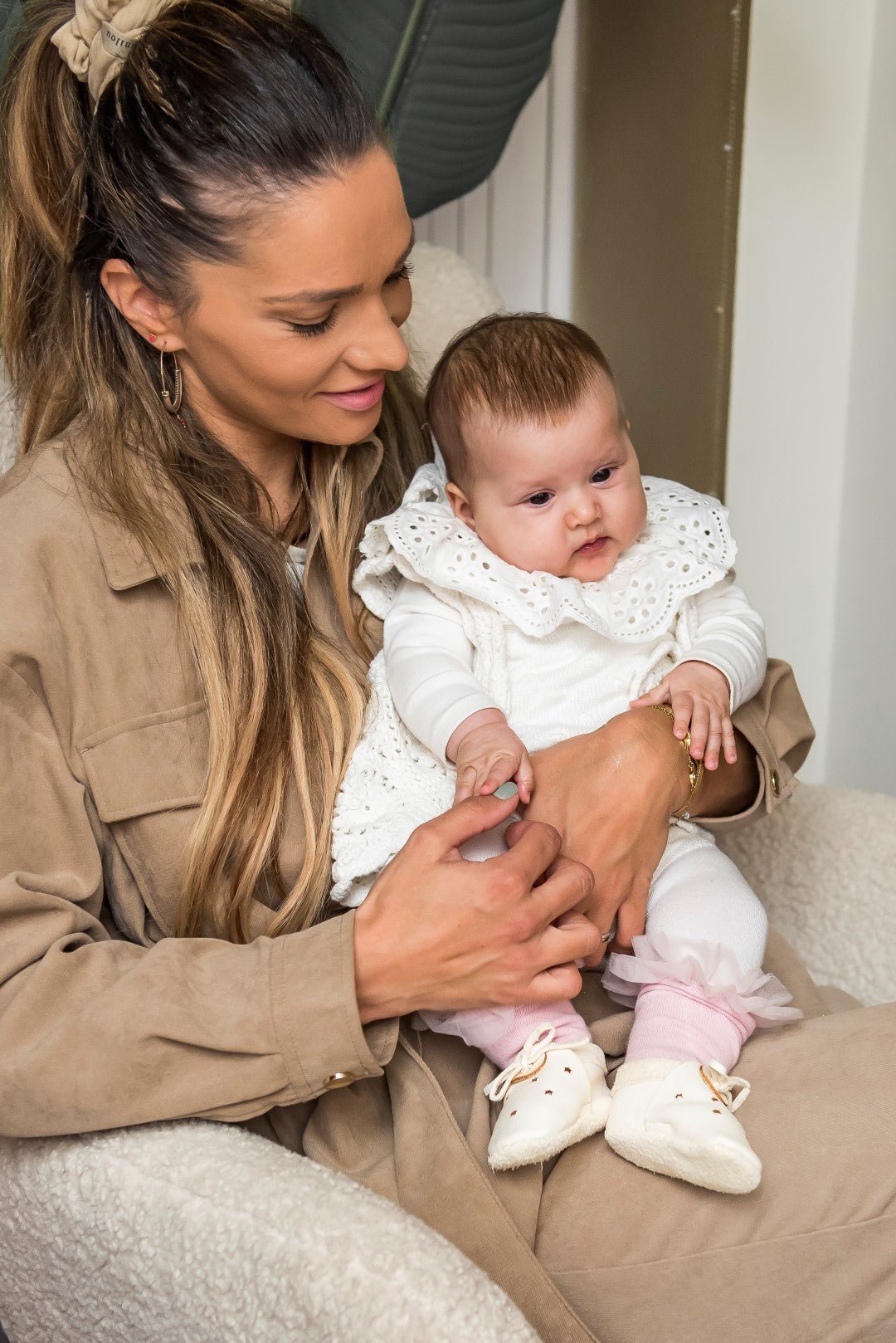 Kožne sandalice Baobaby - Stars white - Mini Bambini