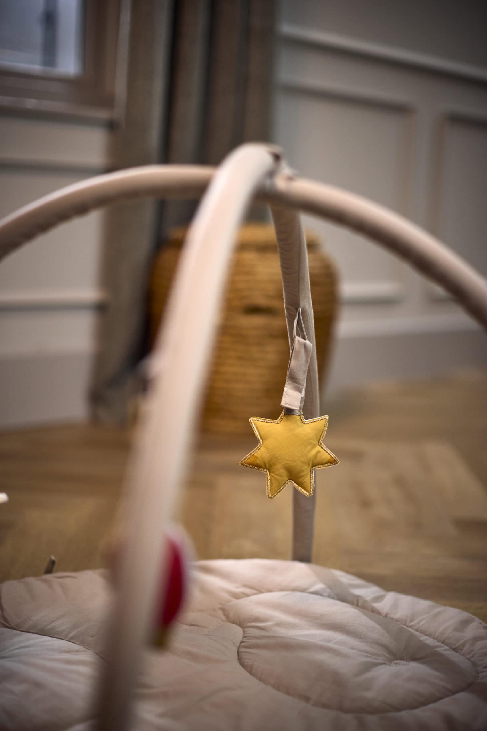 Senzorne igračke za bebe 3 kom "Pospani avanturisti" - Mini Bambini