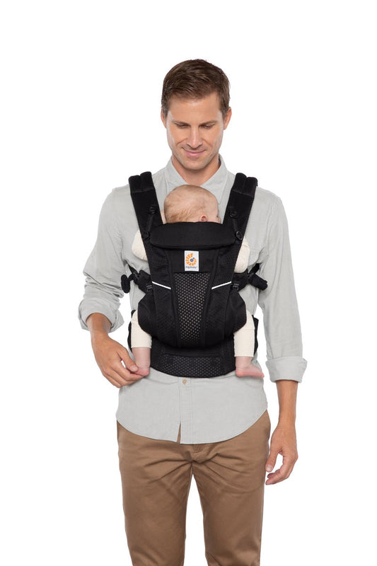 Ergonomska kengur nosiljka Ergobaby Omni Breeze - Onyx black - Mini Bambini